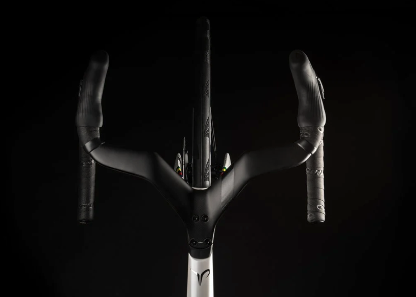 Aero Y-Lenker am Colnago Y1RS