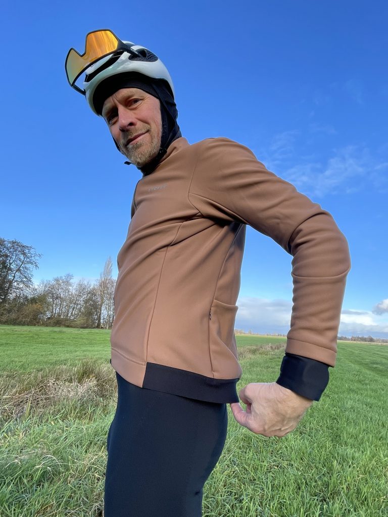 Radbekleidung im Winter Jacke zu locker