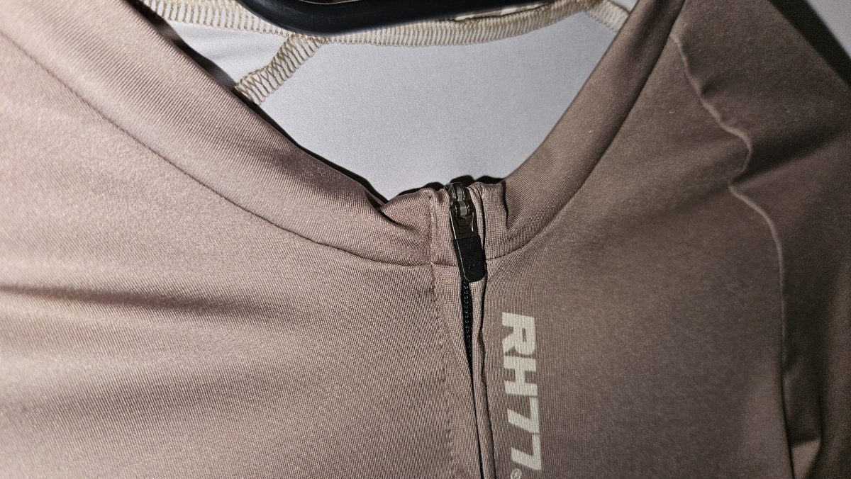 RH77 Hals Reisverschluss