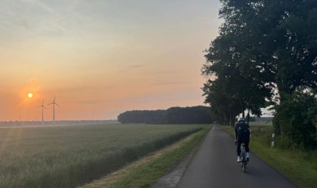 Ultracycling Bremen Mannheim Rennrad Sonnenaufgang