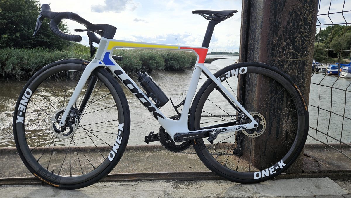 Look mit Selle Italia Carbon Sattel