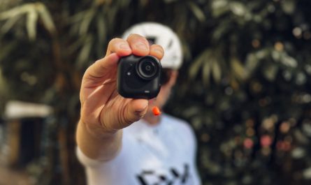 Insta360 Go Ultra